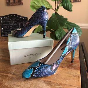 Turquoise Snakeskin Pumps Size 10